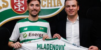 Filip Mladenović żegna się z Lechią. Teraz Legia, chociaż egzotyczny klub kusił wielką kasą?